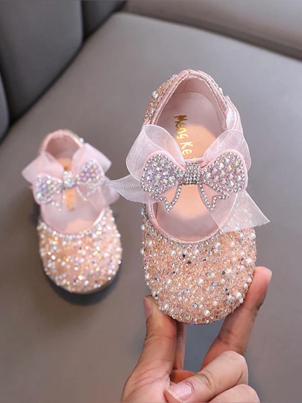 Sparkling Pink Bow Baby Walker Shoes size 6c